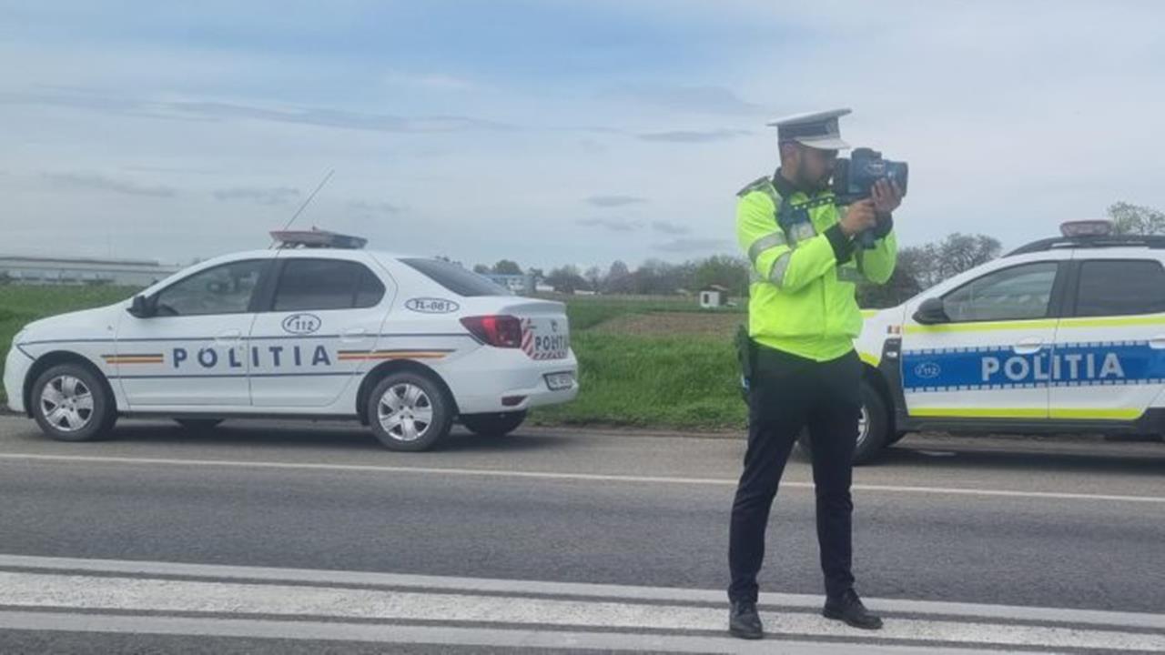 TULCEA: Șoferi surprinși în trafic cu peste 160 de km/h