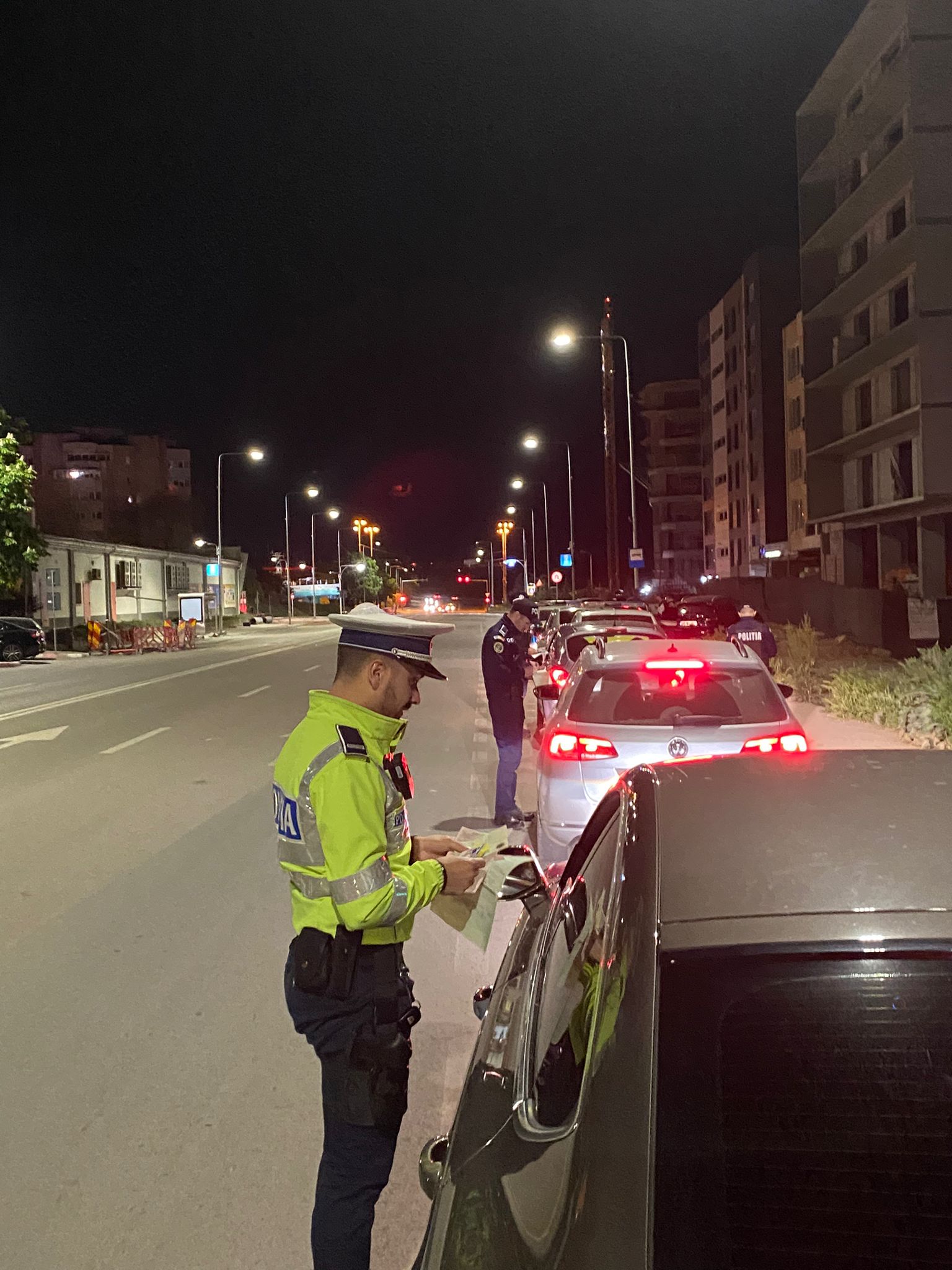CONSTANȚA: Razie nocturnă a polițiștilor și jandarmilor încheiată cu amenzi de 28.000 de lei