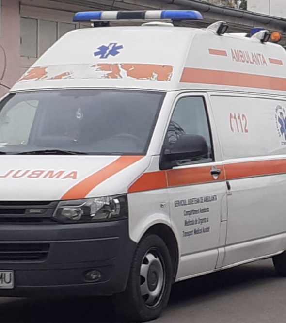 CONSTANŢA: Două persoane au fost rănite în urma unui accident rutier
