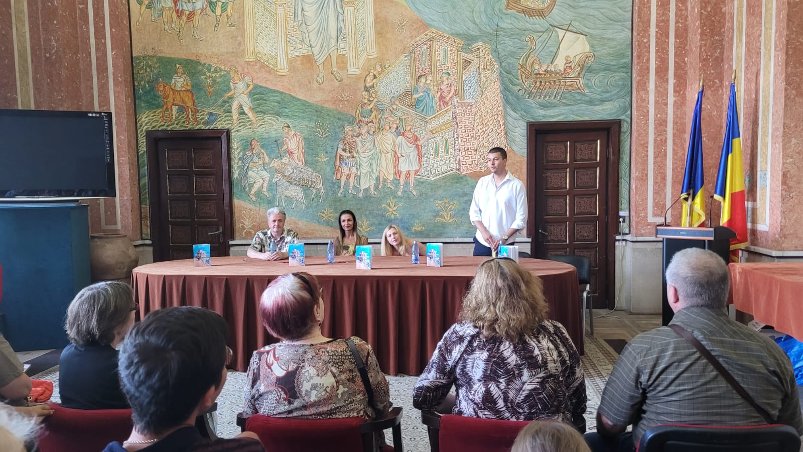 CONSTANŢA: Cartea de colorat „Culorile Orașului meu” a fost lansată la Muzeul de Istorie Națională și Arheologie