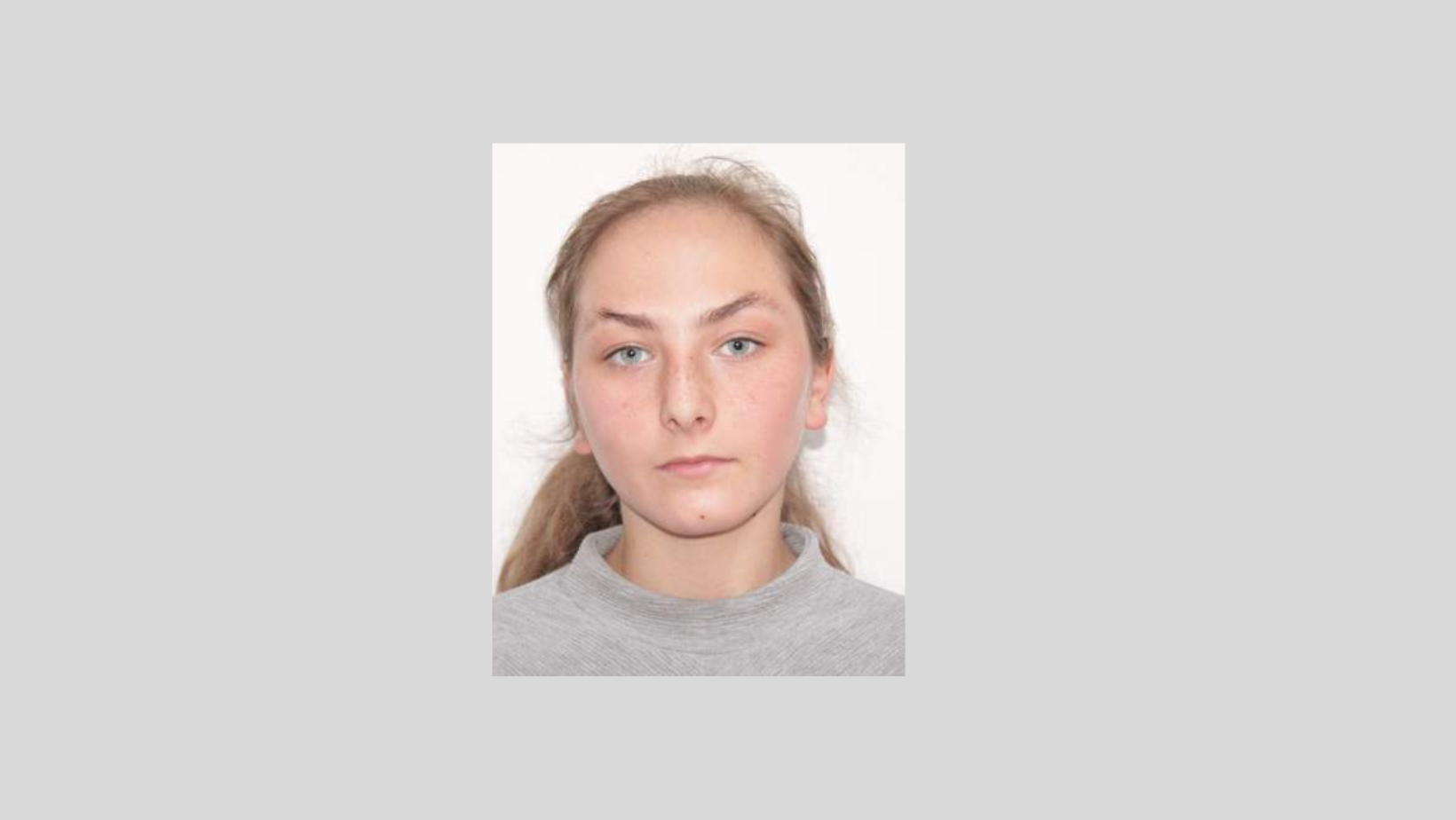 TULCEA: Minoră dată dispărută de familie. Dacă aţi văzut-o, anunţaţi Poliţia!