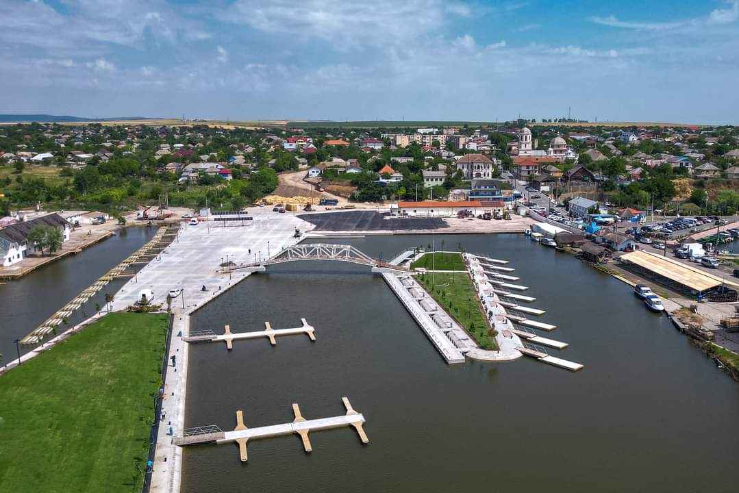 Județul TULCEA: Va fi inaugurat cel mai modern port turistic din Dobrogea. Concerte, spectacol cu drone și focuri de artificii