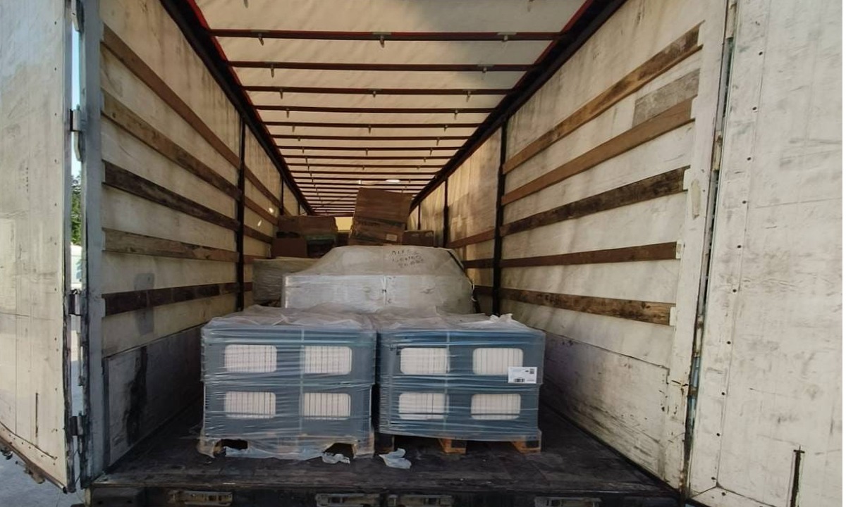VIDEO: 19 străini depistați de poliţiştii de frontieră de la PTF Negru Vodă, ascunşi în remorca unui autocamion