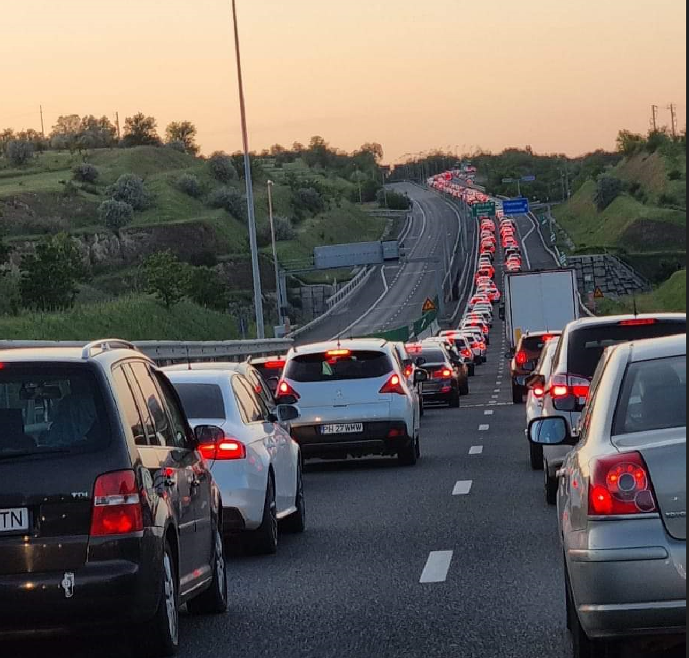 Traficul pe Autostrada București-Constanța, deviat prin nodul rutier Drajna