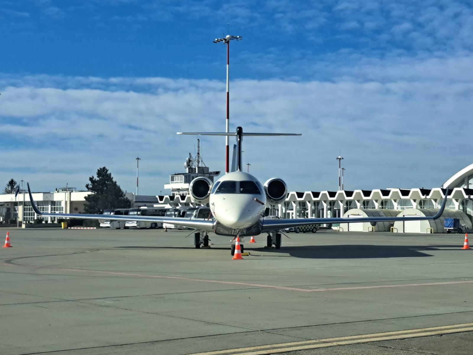 CONSTANȚA: Zboruri către trei orașe din țară, de pe Aeroportul Internațional Mihail Kogălniceanu