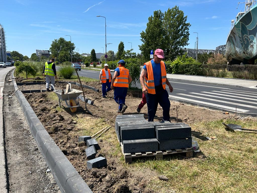 Sunt lucrări de modernizare a infrastucturii pietonale în mai multe zone din CONSTANȚA și MAMAIA