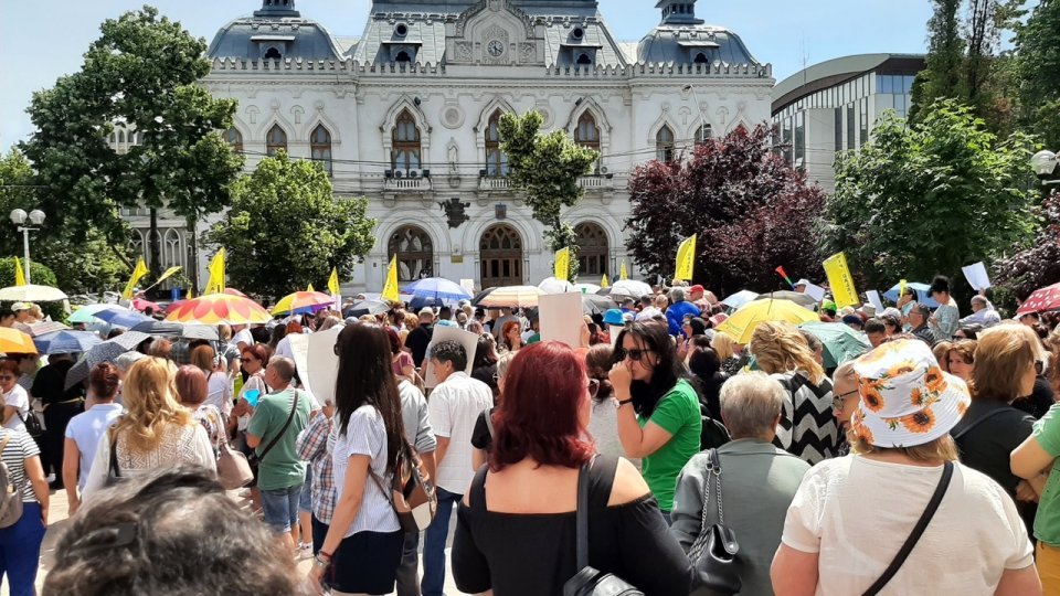 Ordonanța care stabilește majorarea salariilor cadrelor didactice, publicată pe site-ul Ministerului Educației