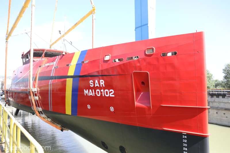 A fost lansată la apă prima navă multirol a IGSU de căutare, salvare şi de intervenţii la incendii pe mare