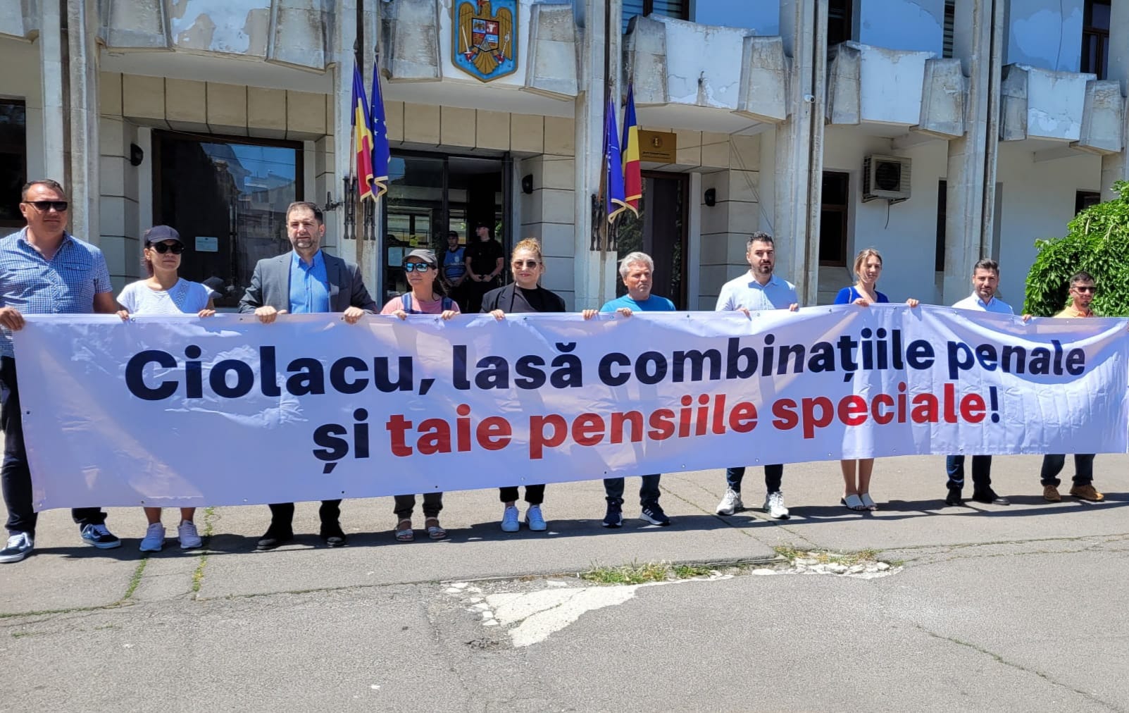 CONSTANȚA: Protest antiguvernamental al membrilor USR
