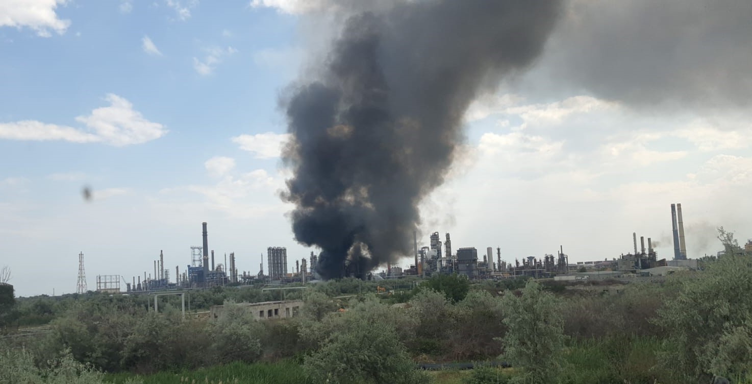 Rompetrol Rafinare: Nu există victime în urma incendiului produs la Petromidia