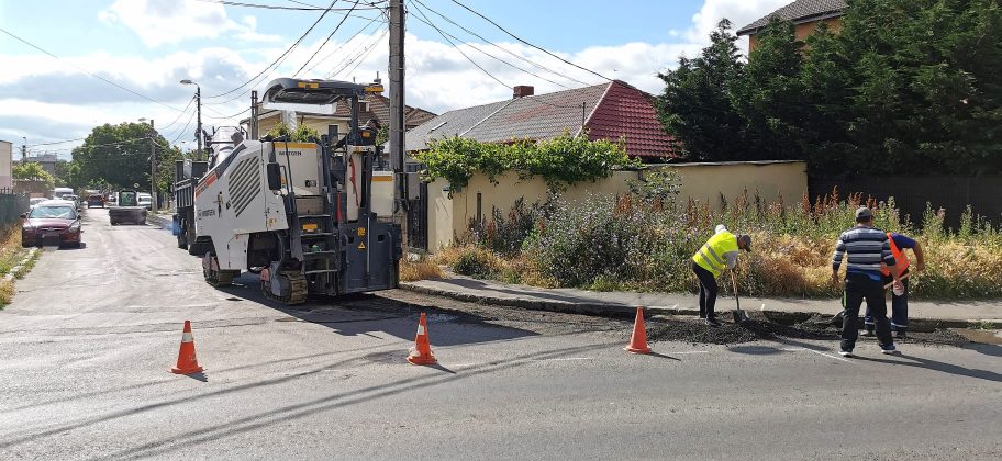 CONSTANȚA: Atenție, șoferi! Se reabilitează carosabilul pe strada Fulgerului din cartierul Coiciu