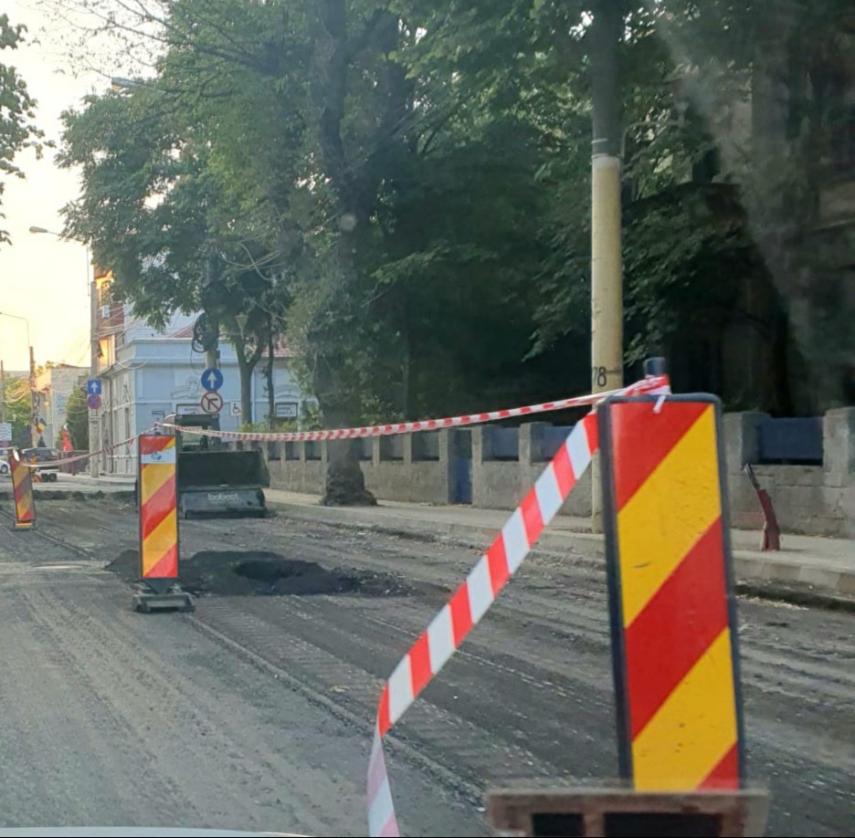 asfaltare Mircea cel Batran - foto - Adina Sirbu