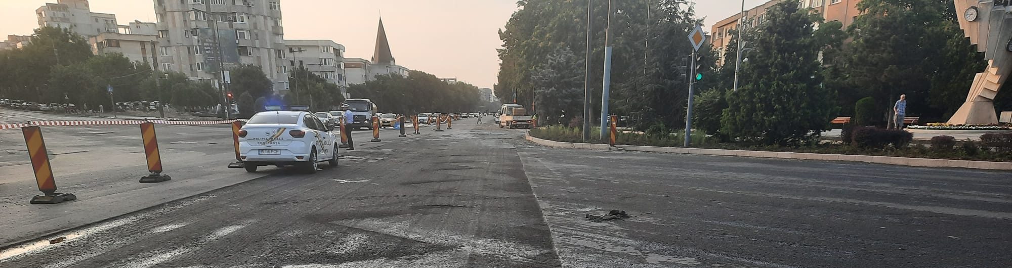 CONSTANŢA: Sunt restricții auto la intersecția bulevardului Tomis cu bulevardul Lăpușneanu