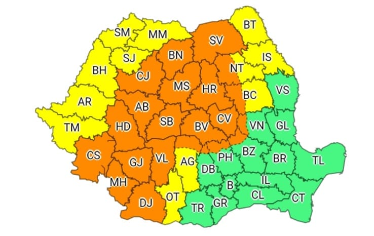 O parte din ţară se află sub avertizări meteorologice cod galben şi portocaliu de instabilitate atmosferică