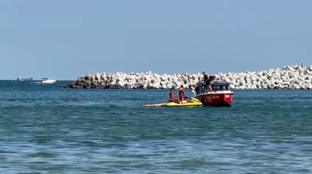 CONSTANȚA; Un bărbat a murit înecat în zona plajei Modern – FOTO/VIDEO