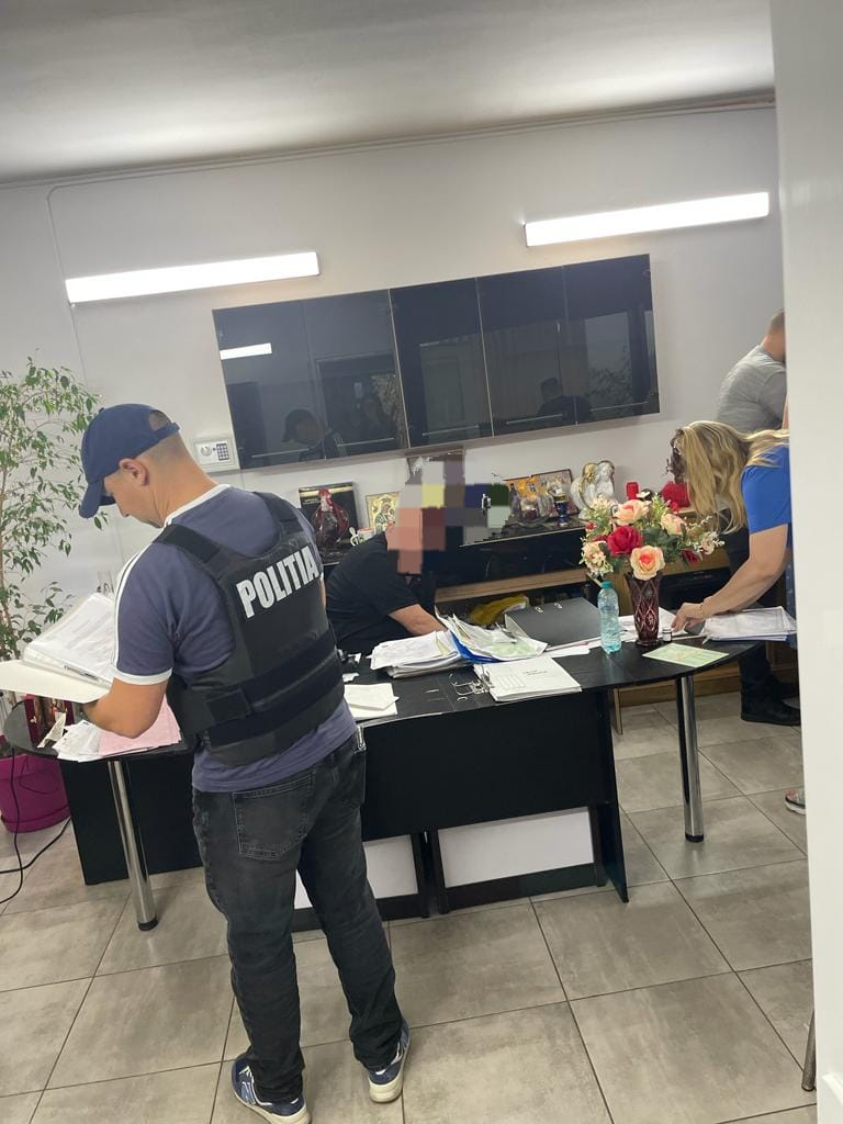 EFORIE: Percheziții la trei cămine de îngrijire a persoanelor vârstnice. 37 de bătrâni au fost relocați la alt azil