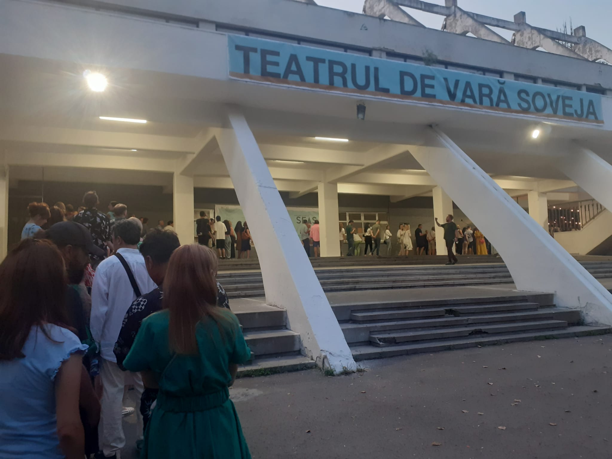 CONSTANȚA: SEAS 2023 – Stagiunea Estivală a Artelor Spectacolului – a început aseară la Teatrul de Vară Soveja
