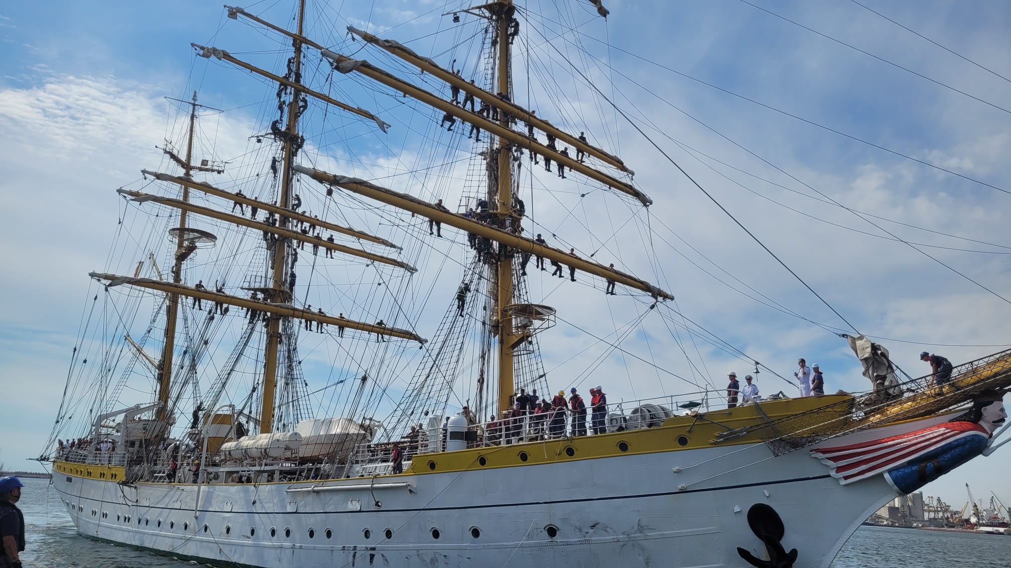 VIDEO: Nava-școală „Mircea” a revenit la Constanța după o lună de marș în Marea Mediterană