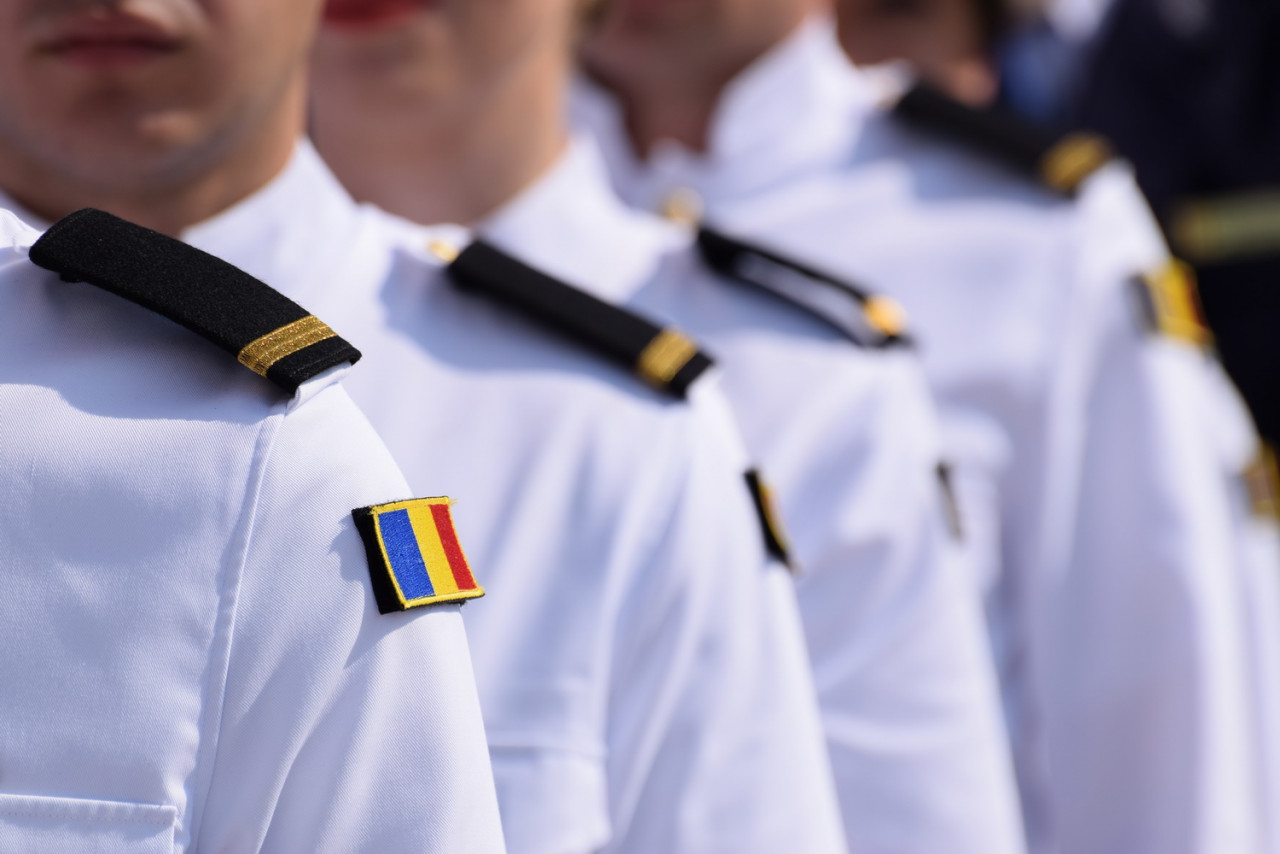 CONSTANȚA: Festivitate de absolvire la Şcoala Militară de Maiştri Militari a Forţelor Navale