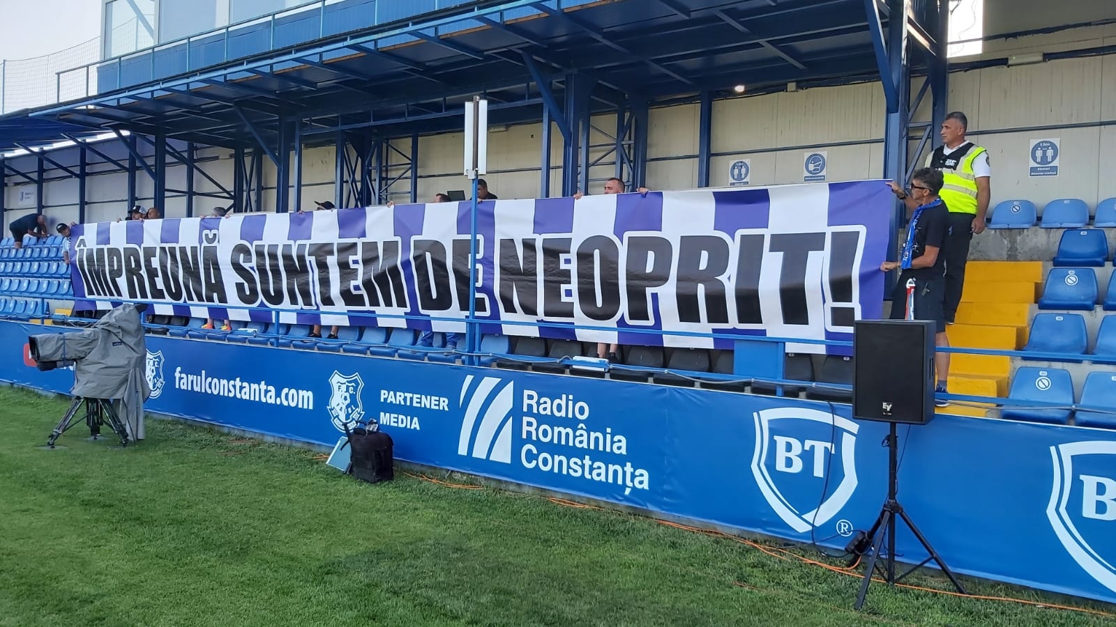Arbitri din Slovacia și Țara Galilor la dubla Farul – Urartu din Conference League