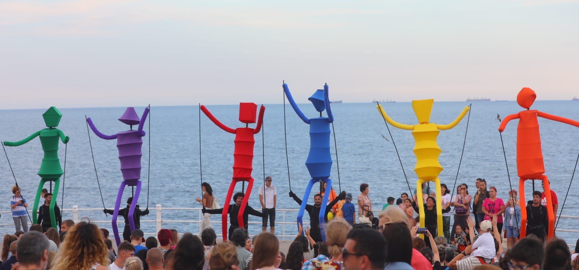 CONSTANȚA: Ultima zi a Festivalului Internațional de Teatru Stradal