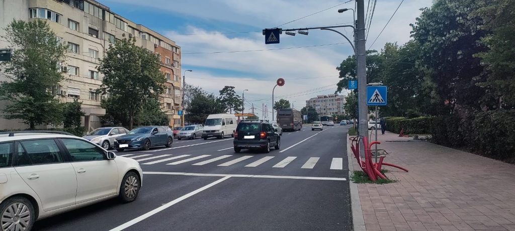 masini, trafic Constanta - foto - Adrian Bancila