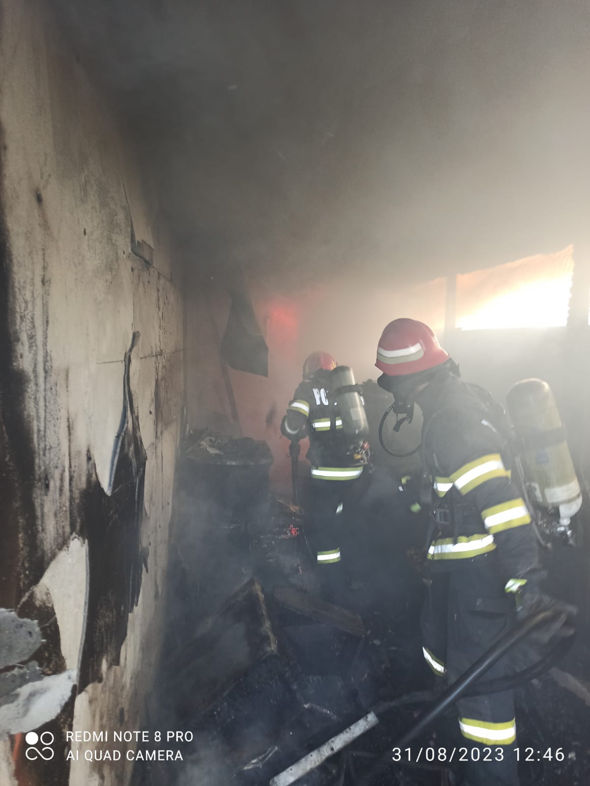 Județul TULCEA: Incendiu într-o gospodărie. Pompierii au reușit să limiteze extinderea focului