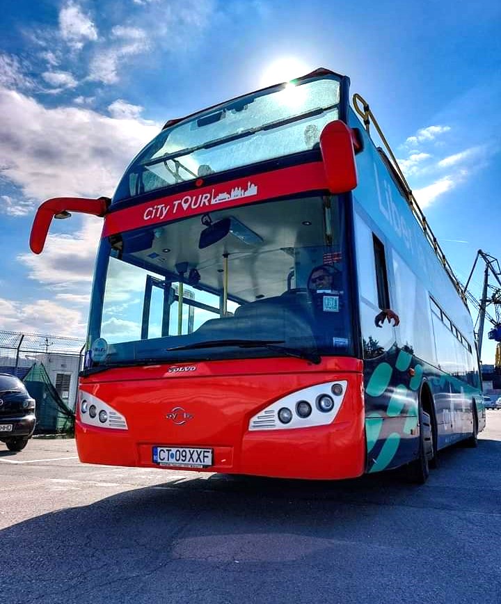 CONSTANȚA: Autobuzele etajate de pe linia City Tour vor circula după un program extins