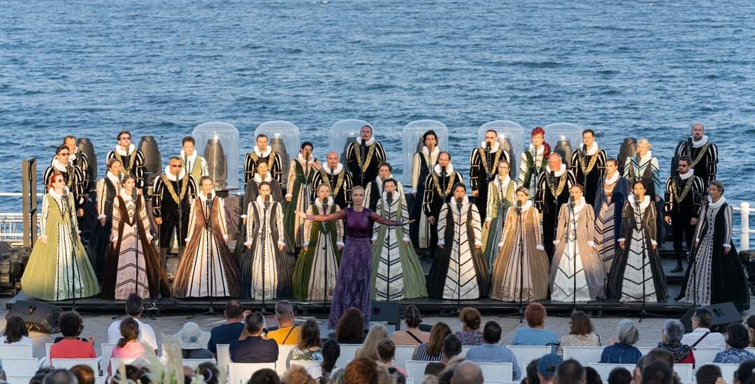 VIDEO| Încă o premieră pentru Corul ”Madrigal”: de Ziua Marinei, a lansat videoclipul ”Valurile Dunării”