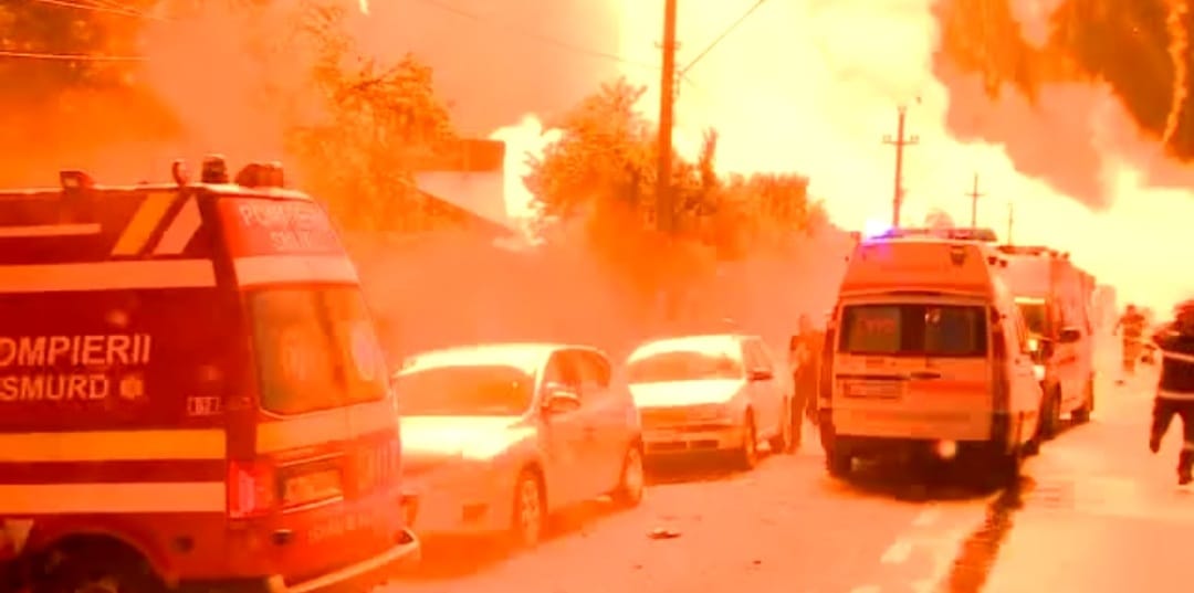 Un nou bilanț al exploziilor de la CREVEDIA: 58 de răniți, majoritatea pompieri. Dosarul penal pentru distrugere din culpă, urmată de un dezastru, preluat de Parchetul General