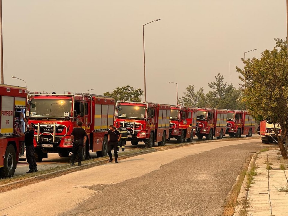 Noul val de incendii devastatoare a luat 2 vieți în Grecia
