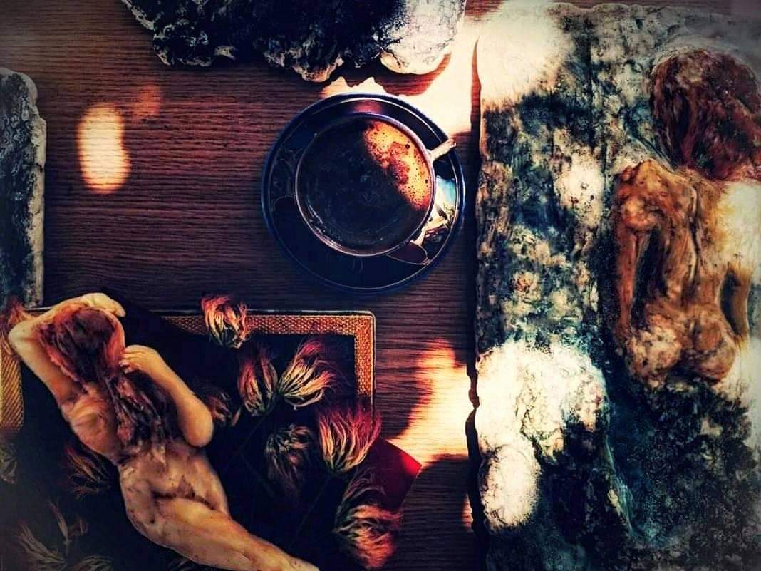 Meseria de săpunar există. Artista Diana Surge şi-a câștigat această titulatură: „Este primul act emis de o instituție publică din România unde meseria de săpunar există”