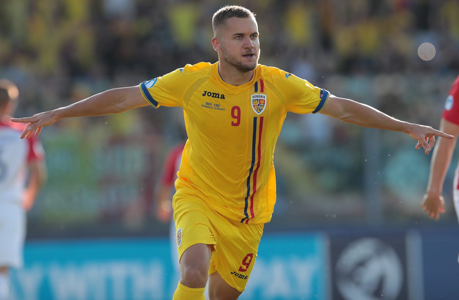 Fotbalistul George Pușcaș ar putea fi înlocuit în lotul naționalei României
