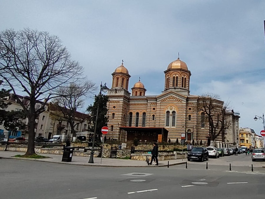 Arhiepiscopia Tomisului îi îndeamnă pe credincioşi să transforme marşul de astăzi, “în procesiune și înflăcărarea în rugăciune, prin renunțarea la întrunirea planificată”