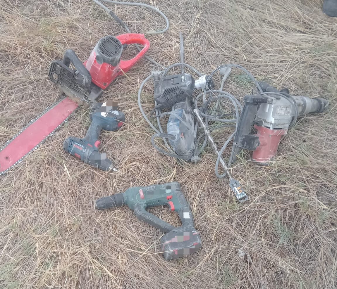 MEDGIDIA: Un bărbat şi doi minori, cercetaţi penal pentru furt calificat