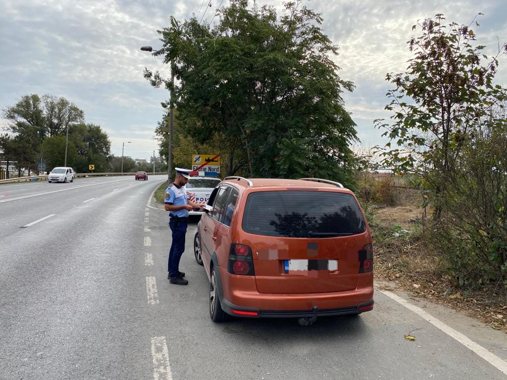 Un şofer de 37 de ani, aflat sub influența substanțelor psihoactive, prins de poliţiştii constănţeni