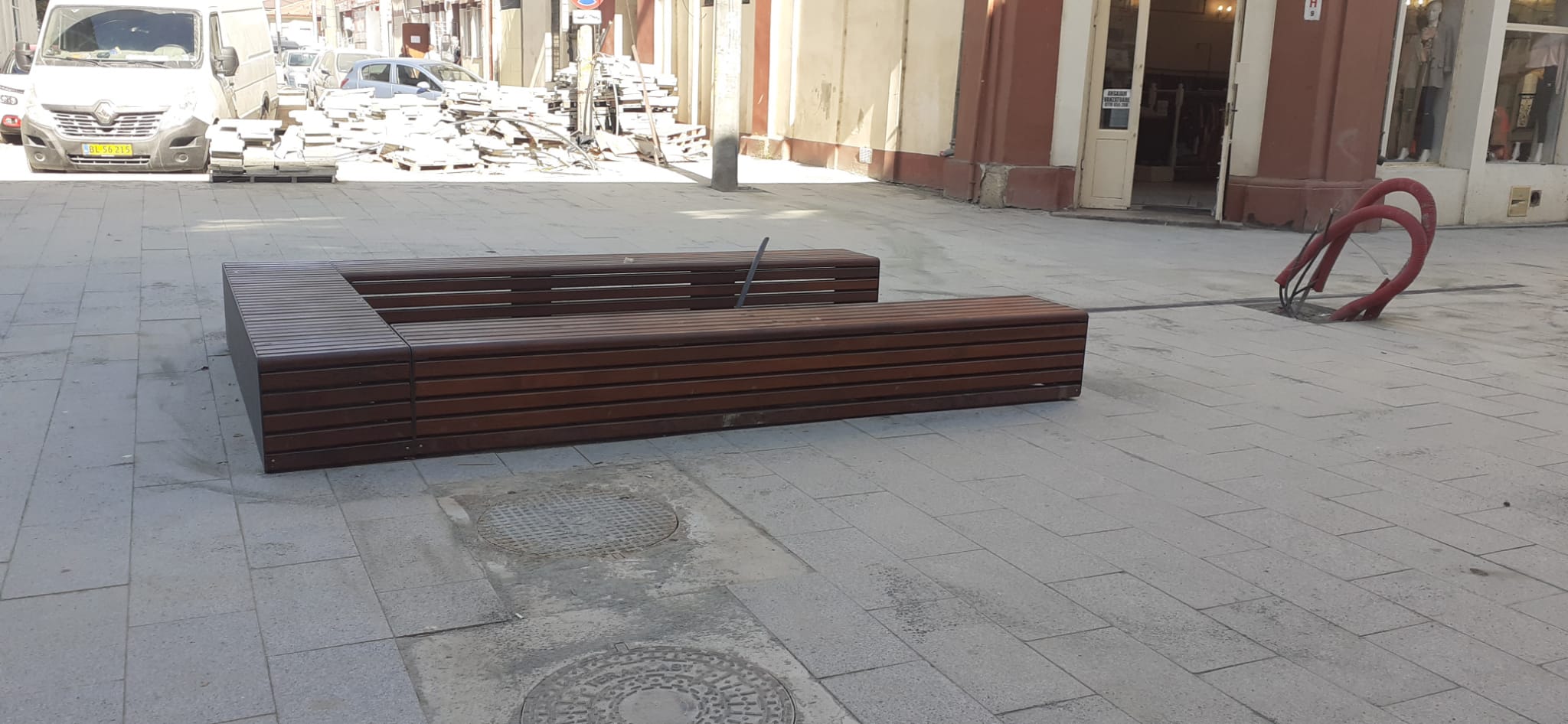 FOTO: Lucrările de pe strada Ștefan cel Mare ar putea fi gata sâmbătă, 30 septembrie, dă asigurări constructorul
