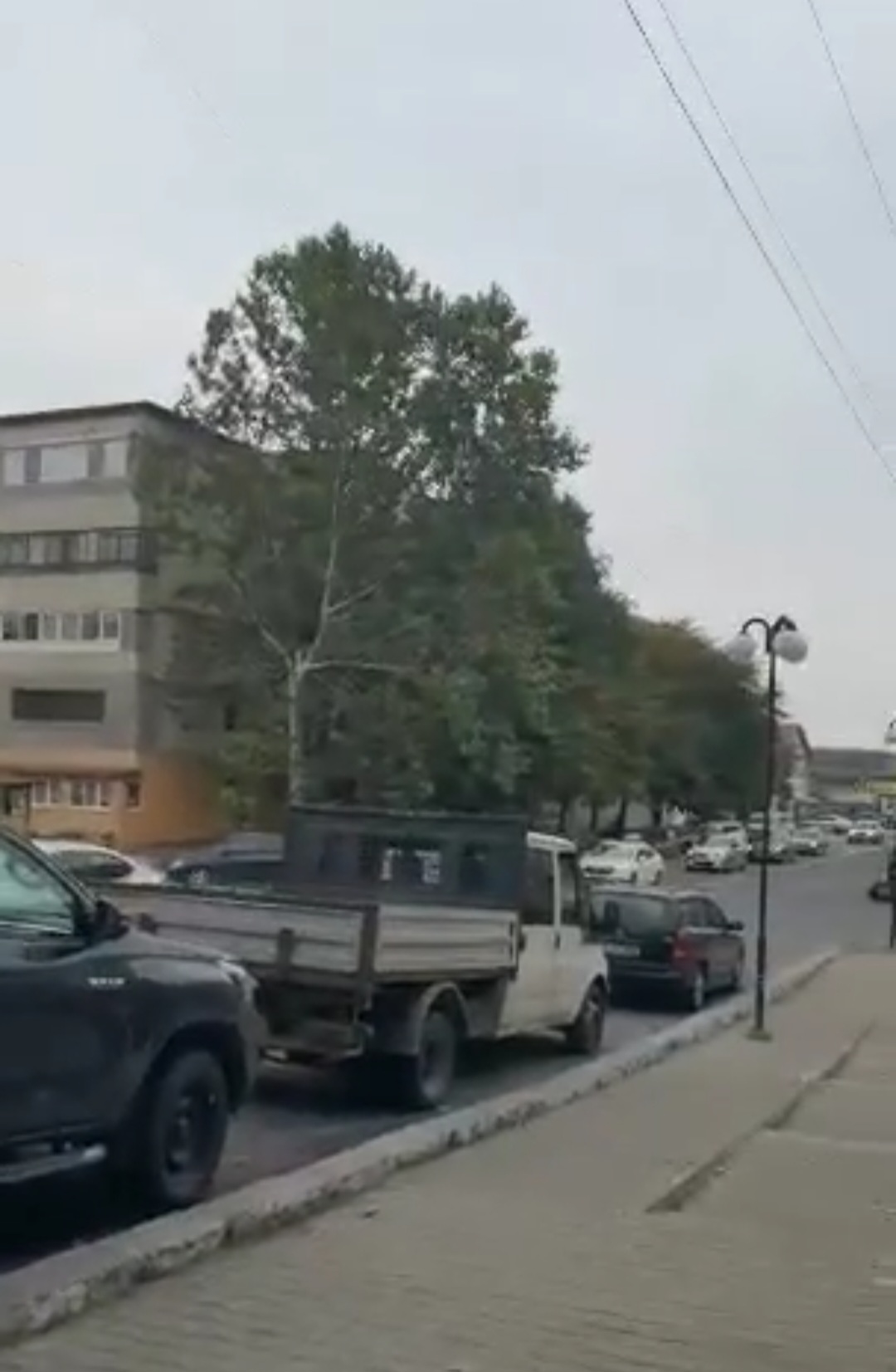 MĂCIN: Protest…pe trecerea de pietoni, în urma şedinţei de la Primărie. Ce nemulţumiri au oamenii