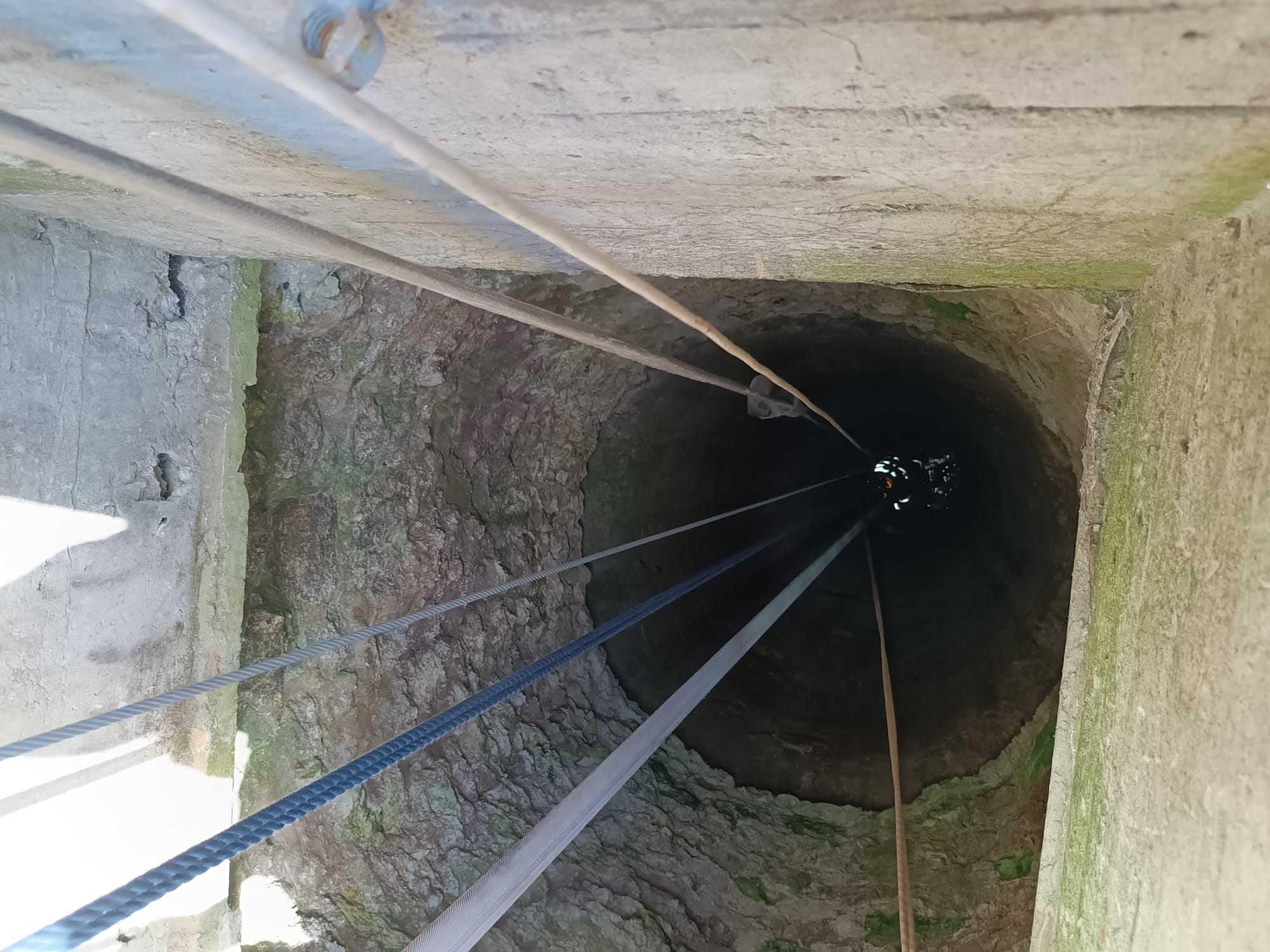 Județul CONSTANȚA/UPDATE: Bărbat căzut într-o fântână. Elicopterul SMURD trimis în ajutor