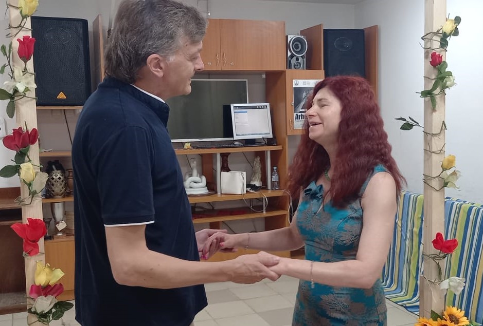 Actorii cu deficiențe de vedere ai trupei constănțene THETIS au nevoie de noi pentru a juca pe scena Festivalului ” Blind in Theatre” de la Zagreb