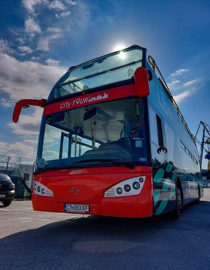 CONSTANŢA: Autobuzele etajate nu mai circulă în weekend, pe bulevardul Tomis