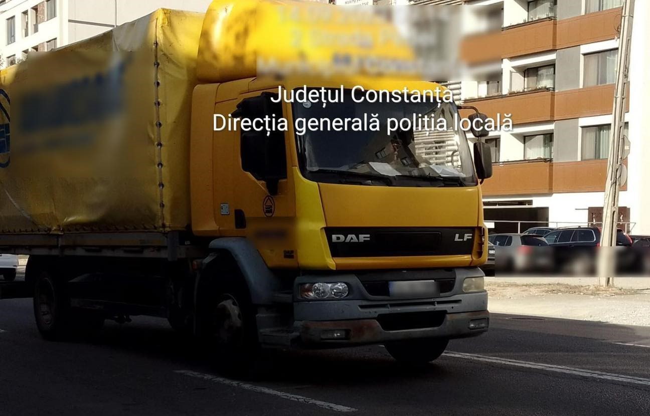 CONSTANȚA: Transportatori de marfă, amendați pentru lipsa autorizației de folosire a tramei stradale și a avizului de traseu