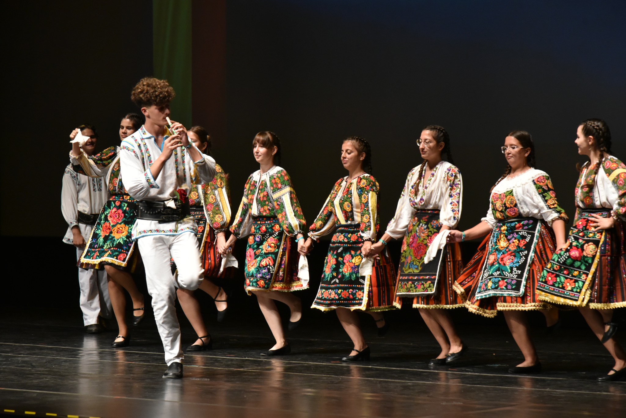 CONSTANȚA: S-a încheiat Festivalul Internațional al Dansului, Cântecului și Portului Popular Turco-Tătar