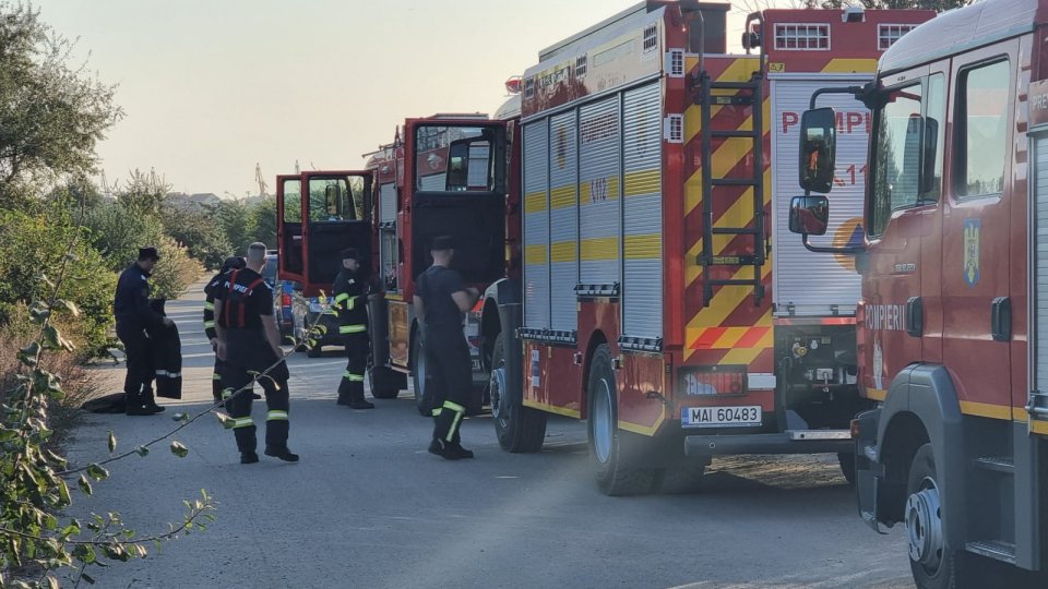 GALAȚI: Mobilizare de forţe în urma unui apel la 112 care a anunţat o bubuitură puternică în cartierul Cantemir
