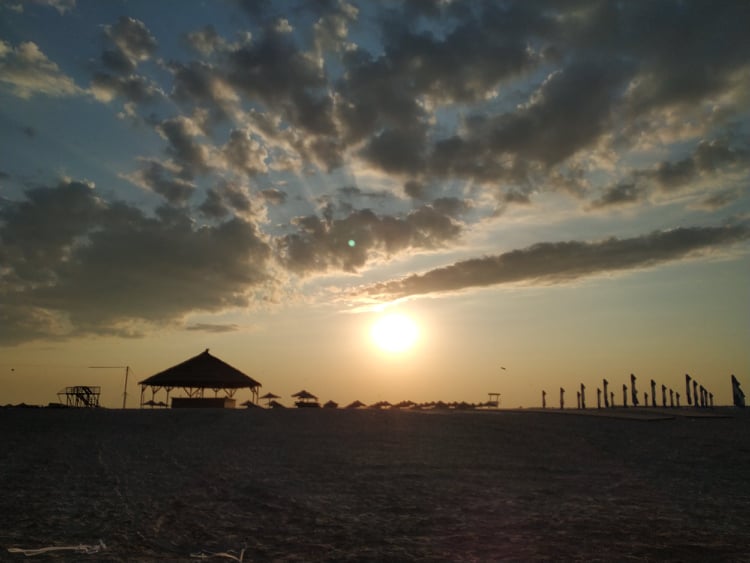 Vreme caldă, dar instabilă, vineri, în Dobrogea