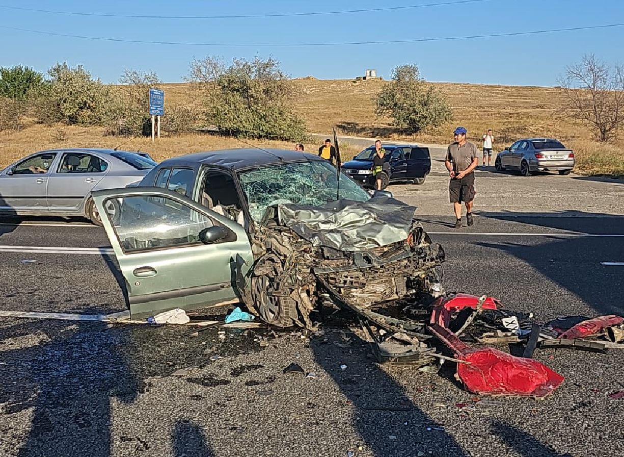 UPDATE/VIDEO: Accident rutier grav pe DN22, lângă Piatra. O persoană a decedat