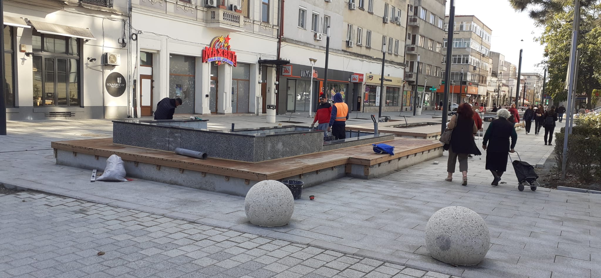 AUDIO | Continuă lucrările de refacere a promenadei de pe strada Ștefan cel Mare din Constanța