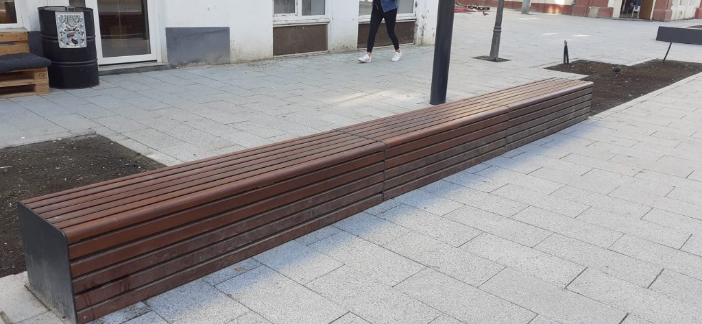banca Stefan cel Mare - foto - Adrian Bancila