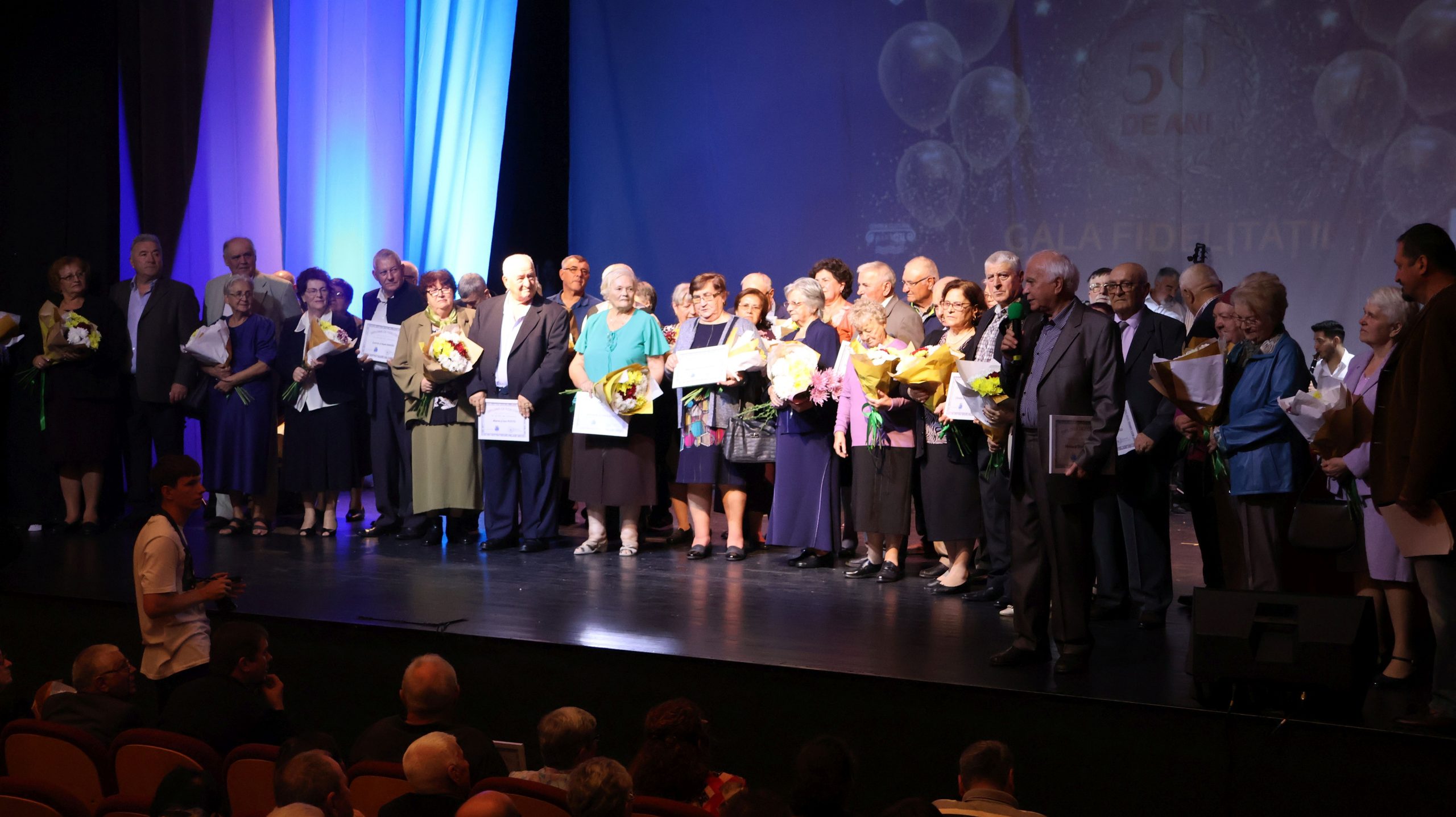 TULCEA: 90 de cupluri care au împlinit o jumătate de veac de căsătorie, premiate la Gala Fidelității   