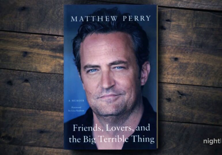 A murit actorul Matthew Perry din serialul ”Friends”